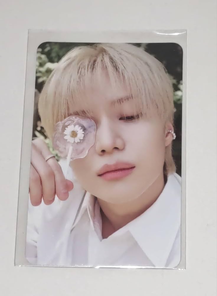 SHINee POPUP STORE グッズ 10万ウォントレカ 特典 テミン Amazon.co.jp: SHINee テミン ポップアップ 10万ウォン MD購入